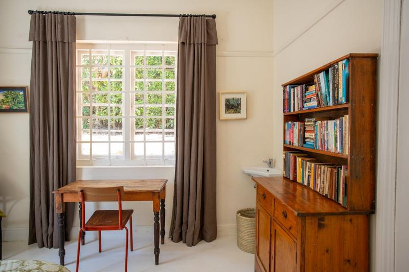 5 Bedroom Property for Sale in Hobie Beach Western Cape